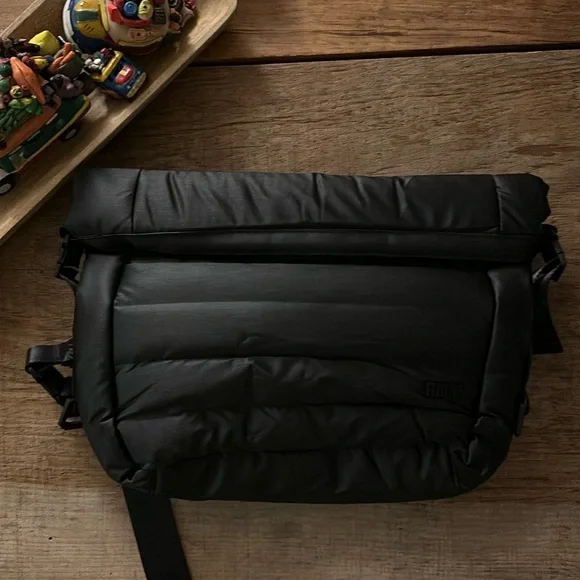 Rains | Bags | Bator Puffer Bum Black New Rains | Poshmark display picture 1